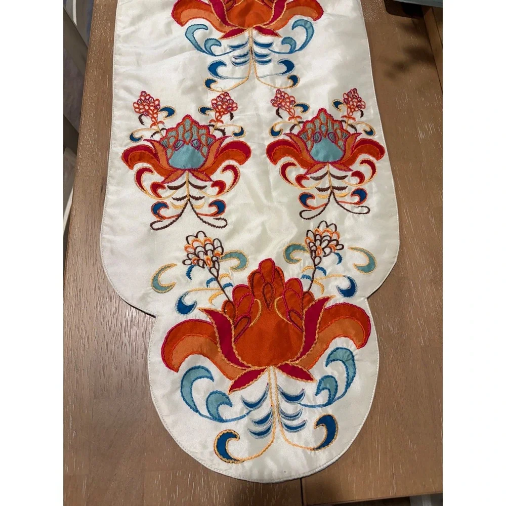 N/A this embroidered